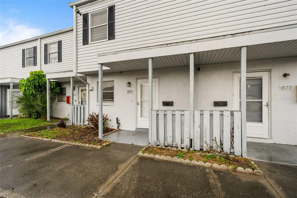 1824 AMBERLY AVENUE UNIT T8