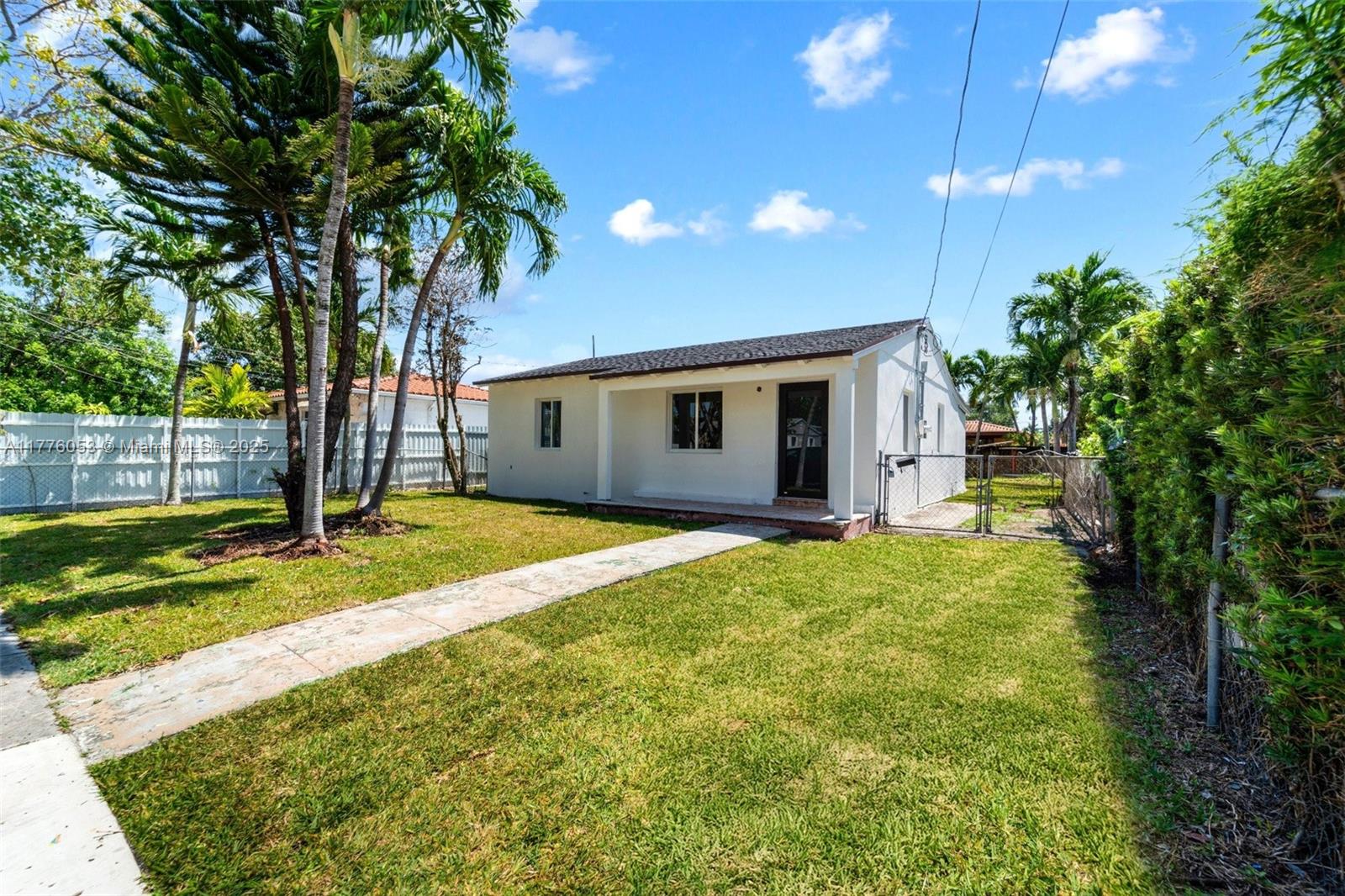 3320 NW 16th St, Miami FL 33125
