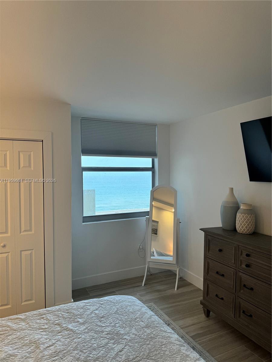 9273 Collins Ave # 810, Surfside FL 33154, SURFSIDE, FL — photo 4 of 11