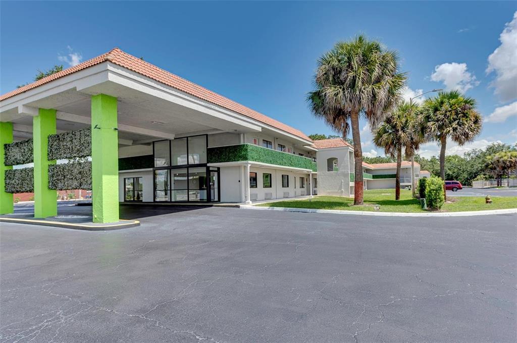 5367 W IRLO BRONSON MEMORIAL HIGHWAY UNIT 1-108
