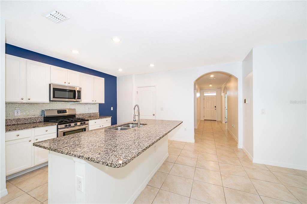 239 LAZIO CIRCLE, DEBARY, FL — photo 4 of 30