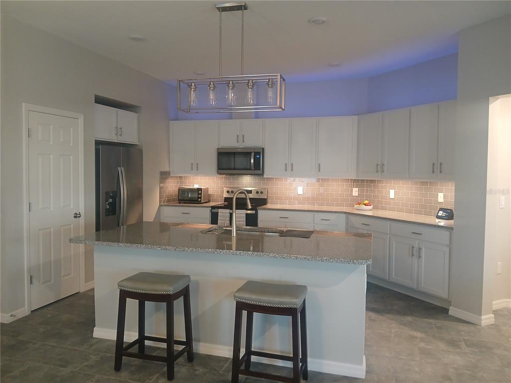 9475 OAKLEAF HAMMOCK PLACE, SEFFNER, FL — photo 5 of 30
