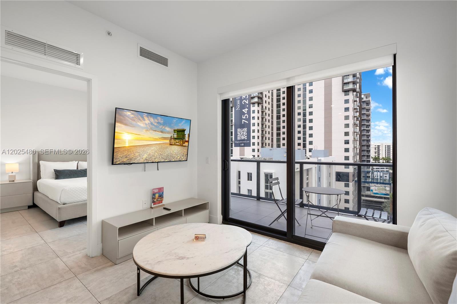 239 SW 9th St # 1202, Miami FL 33130