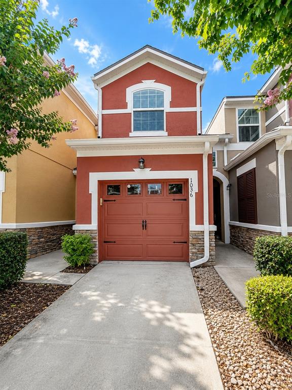 1036 LAUREL RIDGE LANE