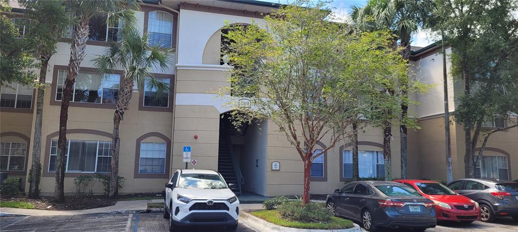 17104 CARRINGTON PARK DRIVE UNIT 513