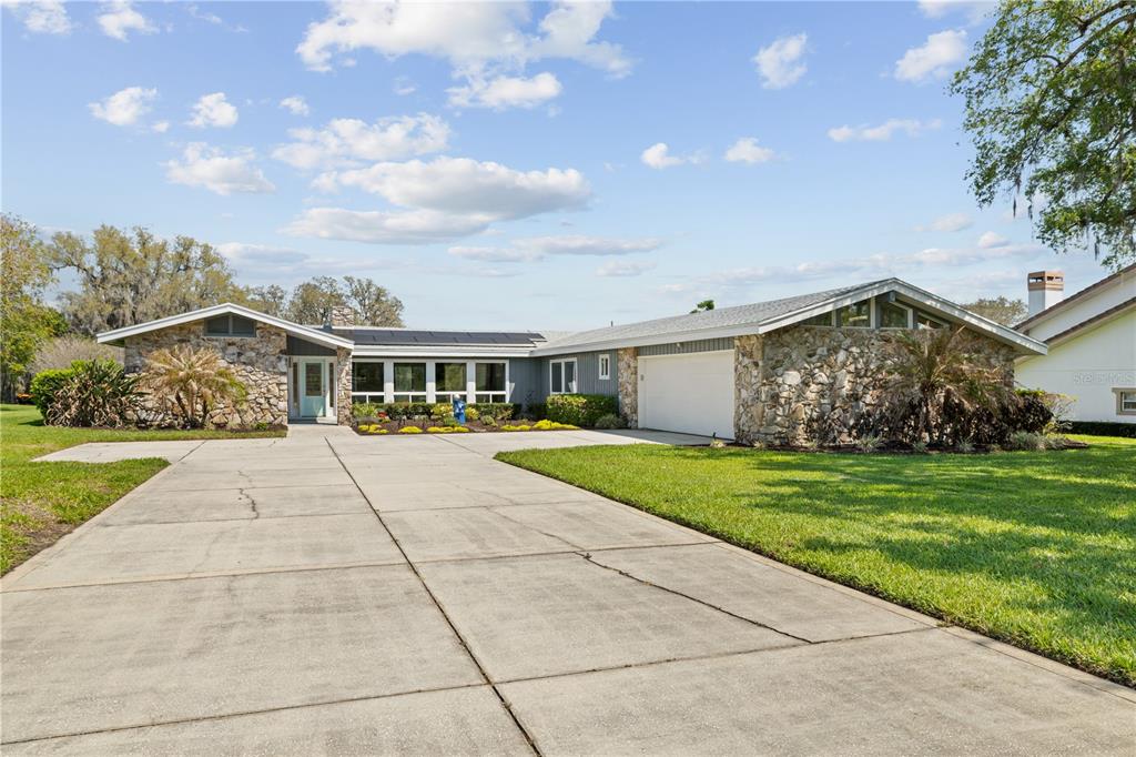 121 ARROWHEAD LANE