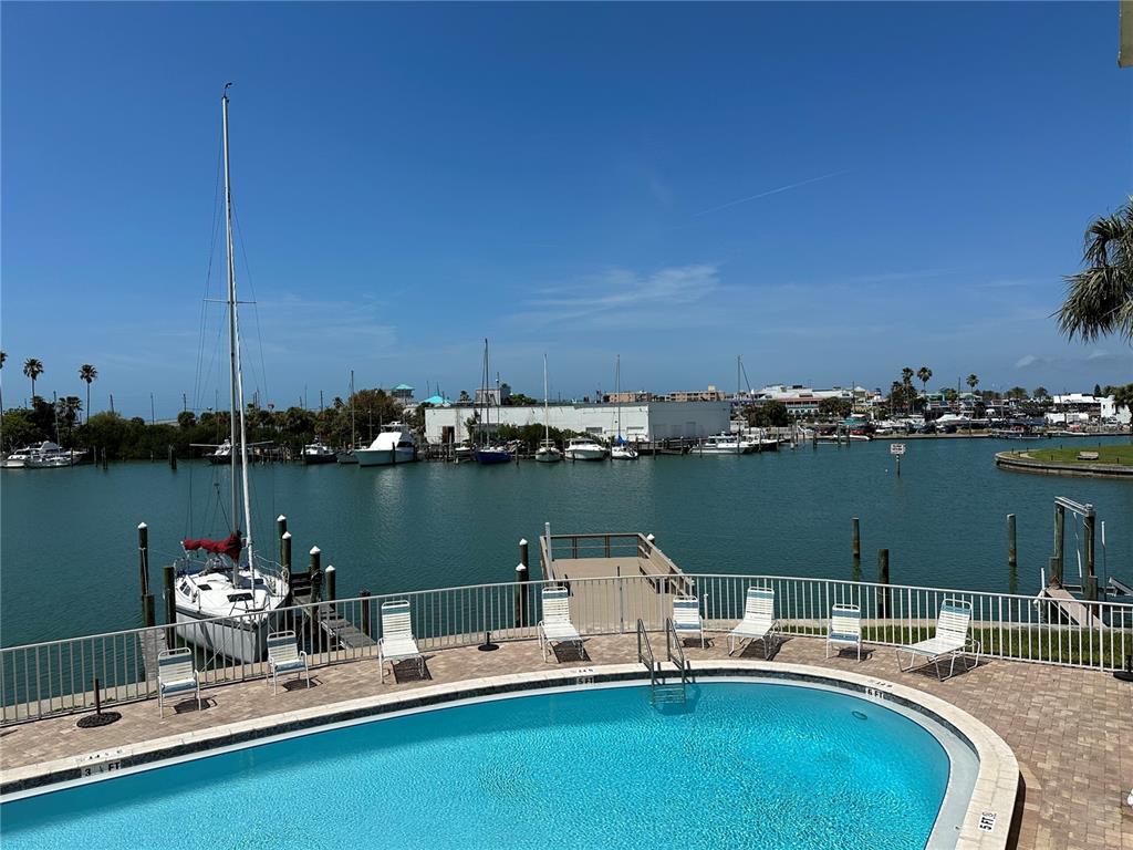 12500 CAPRI CIR N UNIT 401