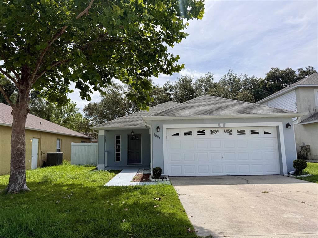 1084 AMANDA KAY CIRCLE