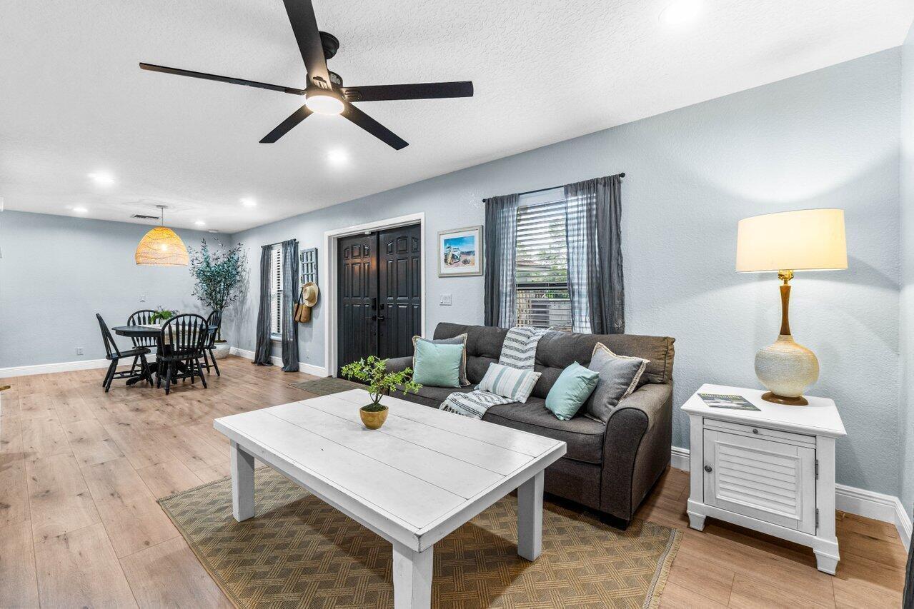 3303 Custer Avenue, Lake Worth FL 33467