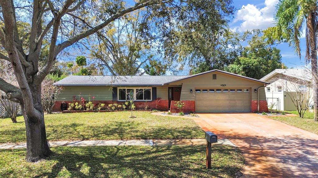 1324 SUMMERLIN DRIVE