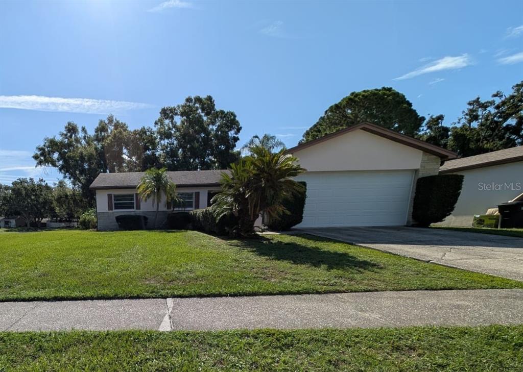 3237 PINE HAVEN DRIVE