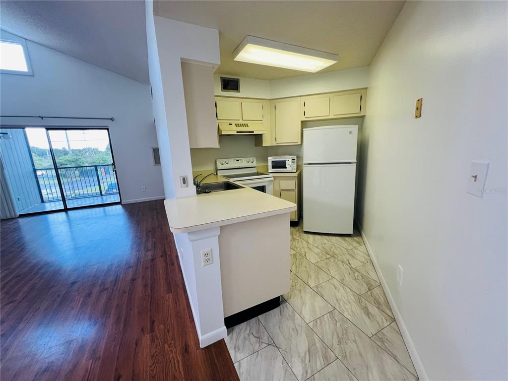 4045 ATRIUM DRIVE UNIT U6, ORLANDO, FL — photo 5 of 30