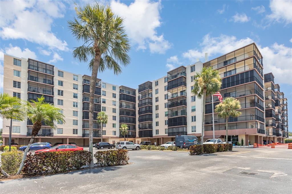 2901 26TH STREET W UNIT 815