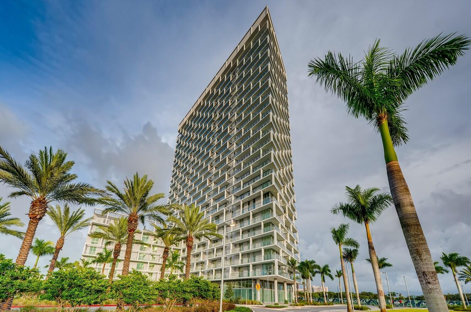 2000 Metropica Way # 2107, Sunrise FL 33323