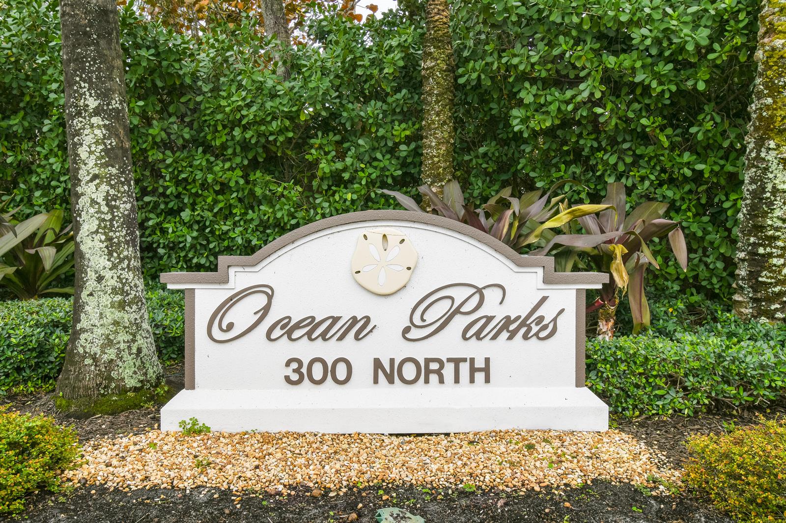 300 N Highway A1a # 209a, Jupiter FL 33477