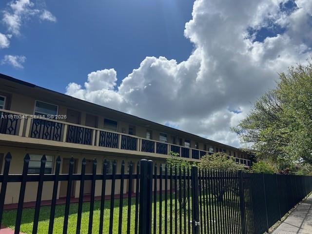 3901 SW 78th Ct # 219, Miami FL 33155