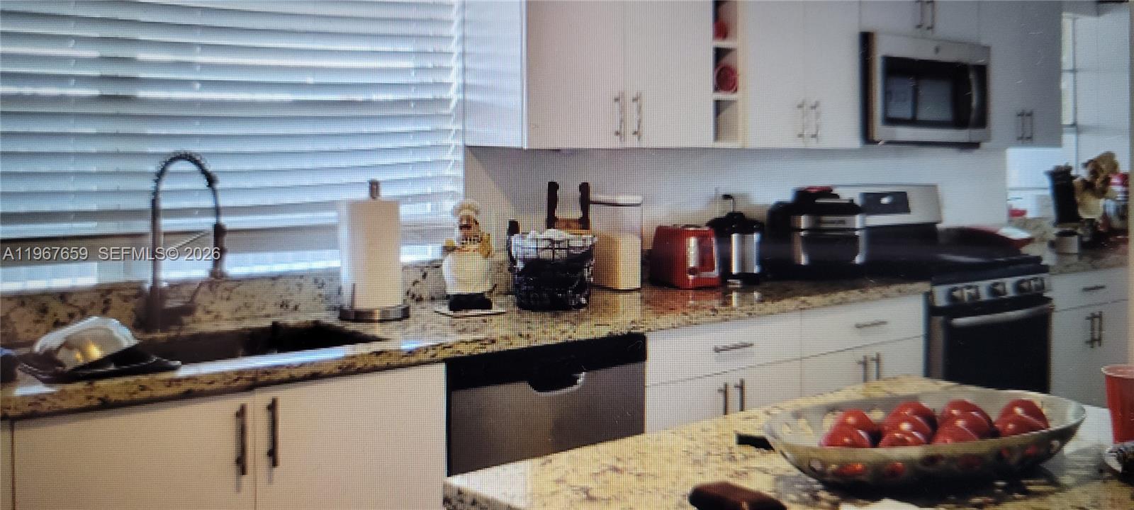998 E 29th St, Hialeah FL 33013, HIALEAH, FL — photo 3 of 3