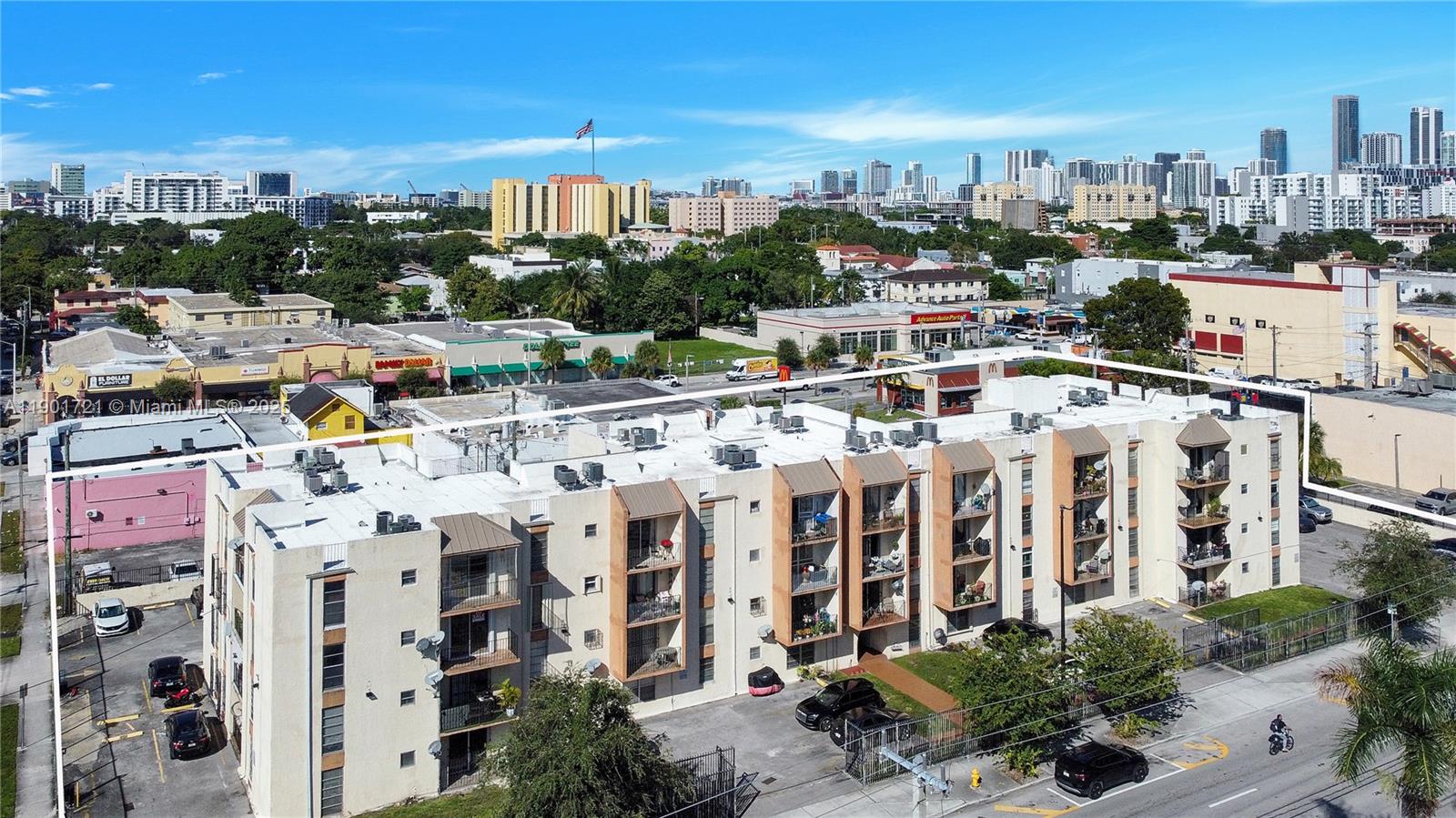 1051 SW 1st St # 110, Miami FL 33130