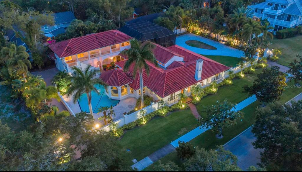 415 MAGNOLIA DRIVE