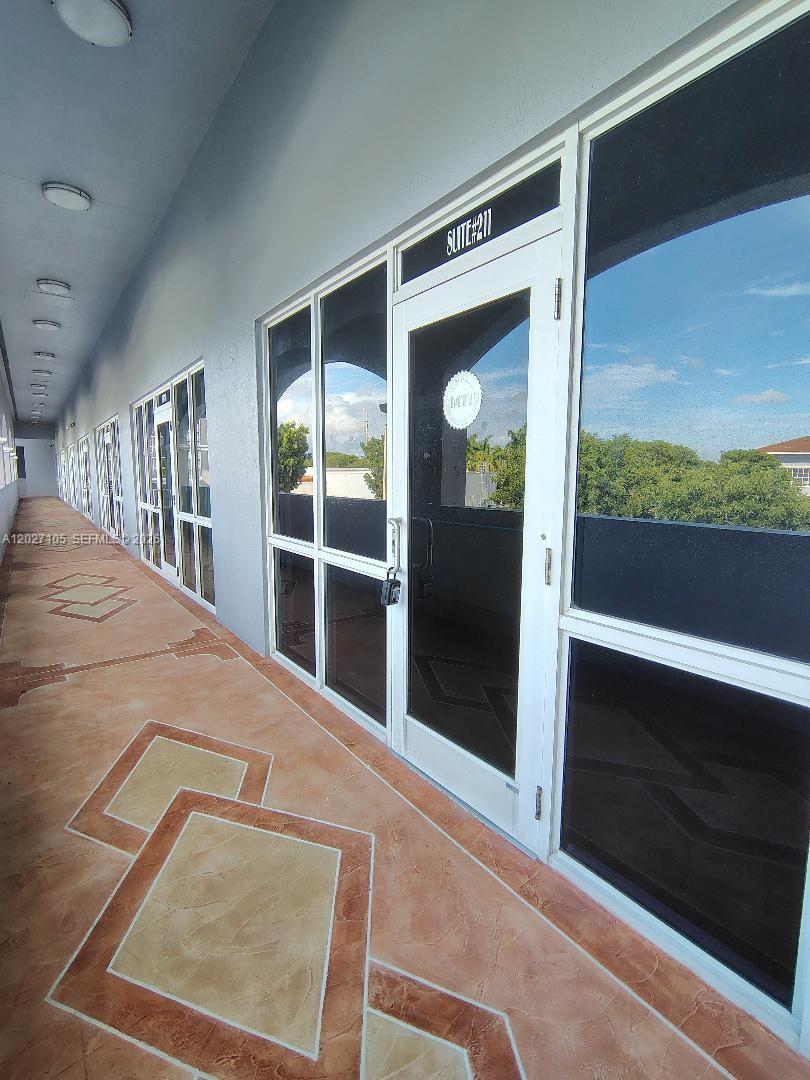 14285 SW 42nd St # 211, Miami FL 33175