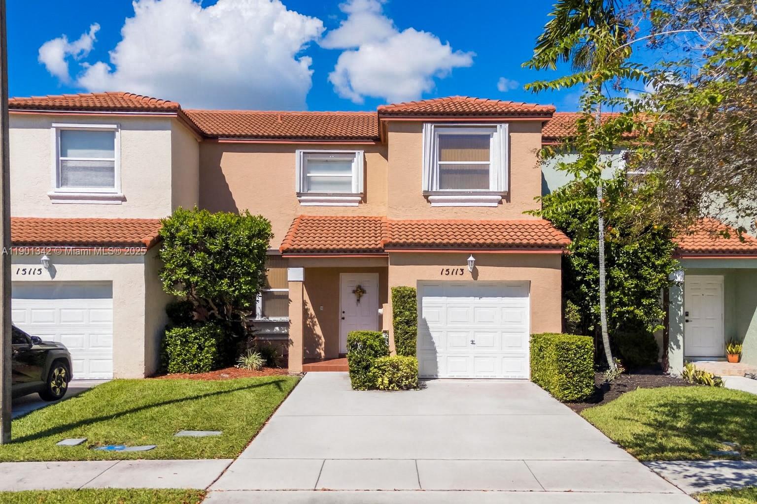 15113 NW 8th St, Pembroke Pines FL 33028