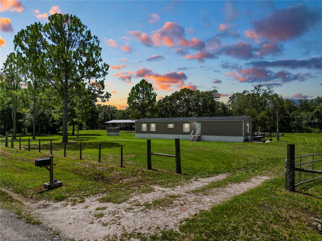 12406 COUNTRY SIDE DRIVE