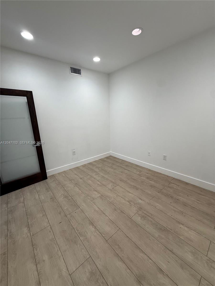 1125 NE 125th St # 202, North Miami FL 33161