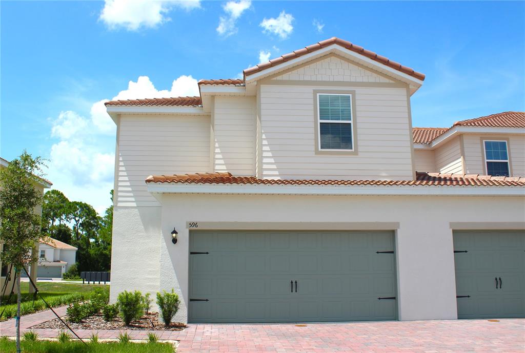 596 BAY LEAF DRIVE