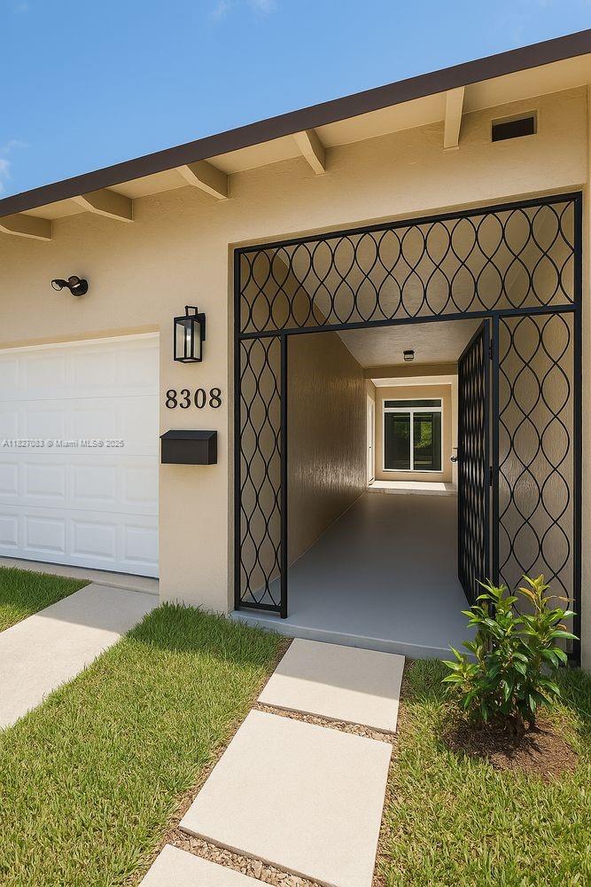 8308 SW 103rd Ave, Miami FL 33173
