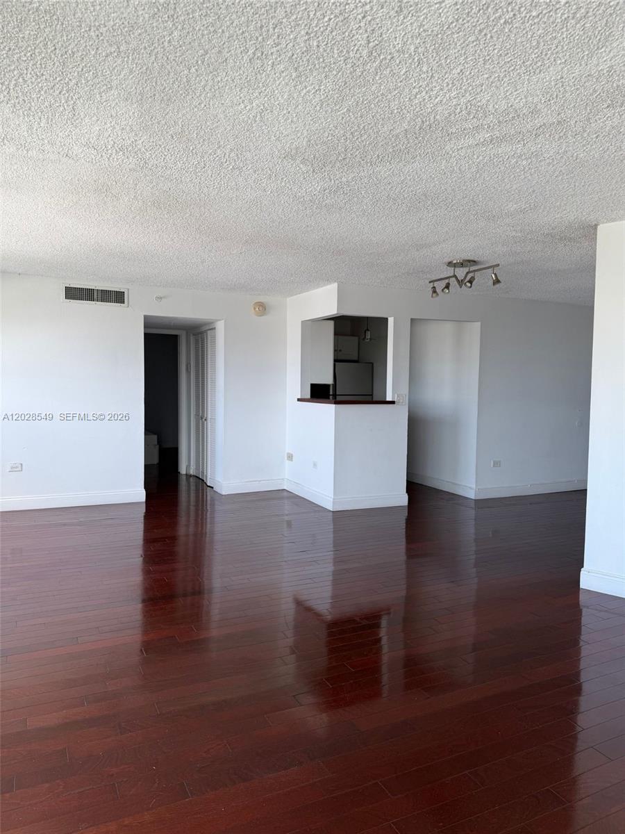 1881 Washington Ave # 7C, Miami Beach FL 33139