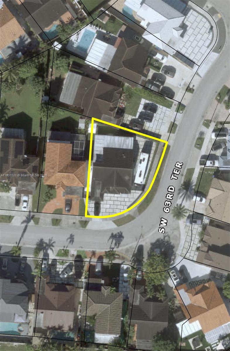15599 SW 63rd Ter, Miami FL 33193