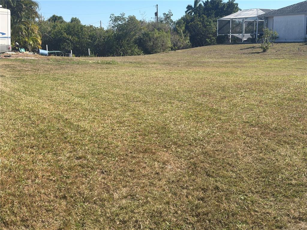 2402 LARKSPUR DRIVE, PUNTA GORDA, FL — photo 4 of 15