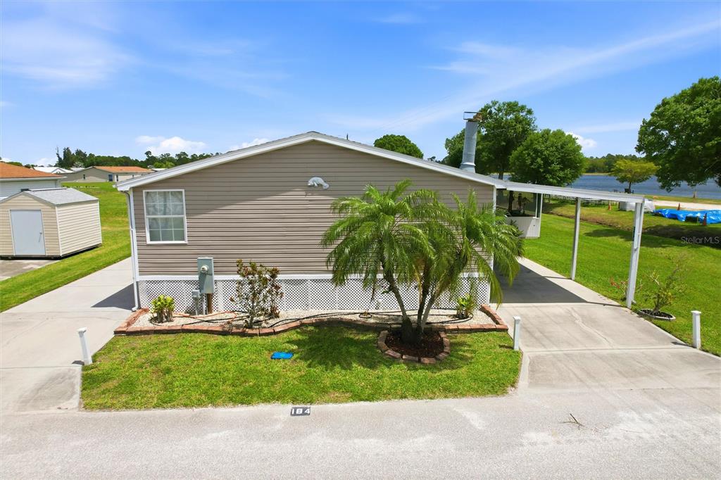 184 W MANATEE LOOP, PUNTA GORDA, FL — photo 2 of 30