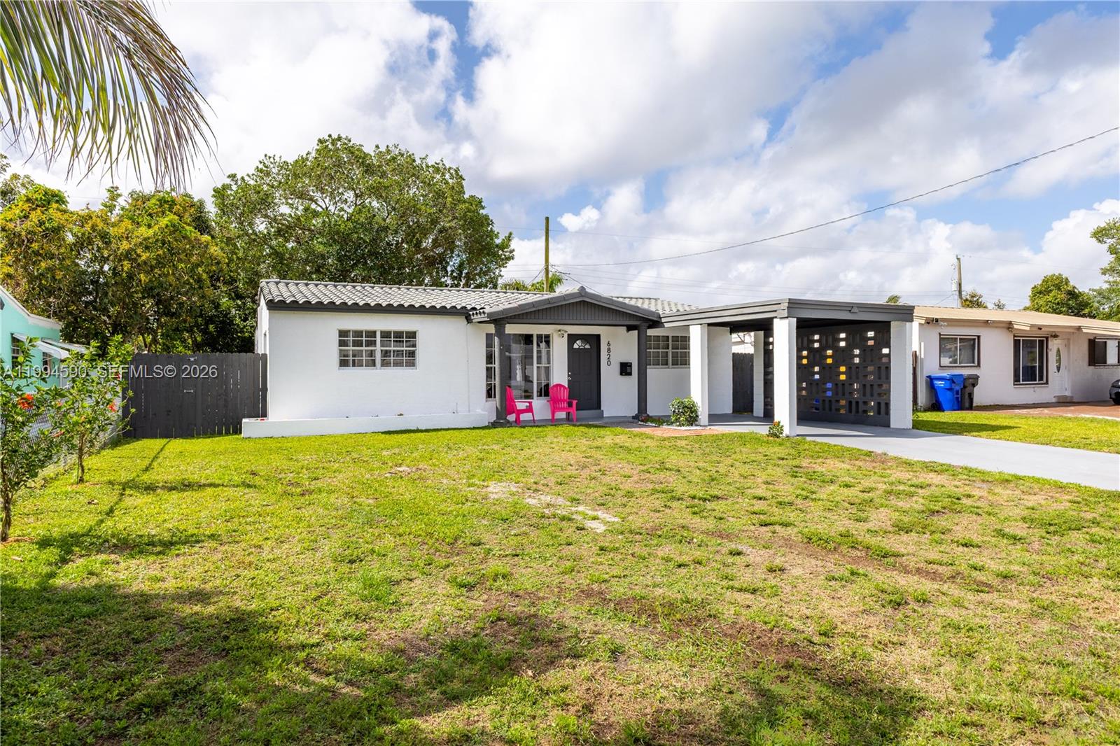 6820 Park St, Hollywood FL 33024