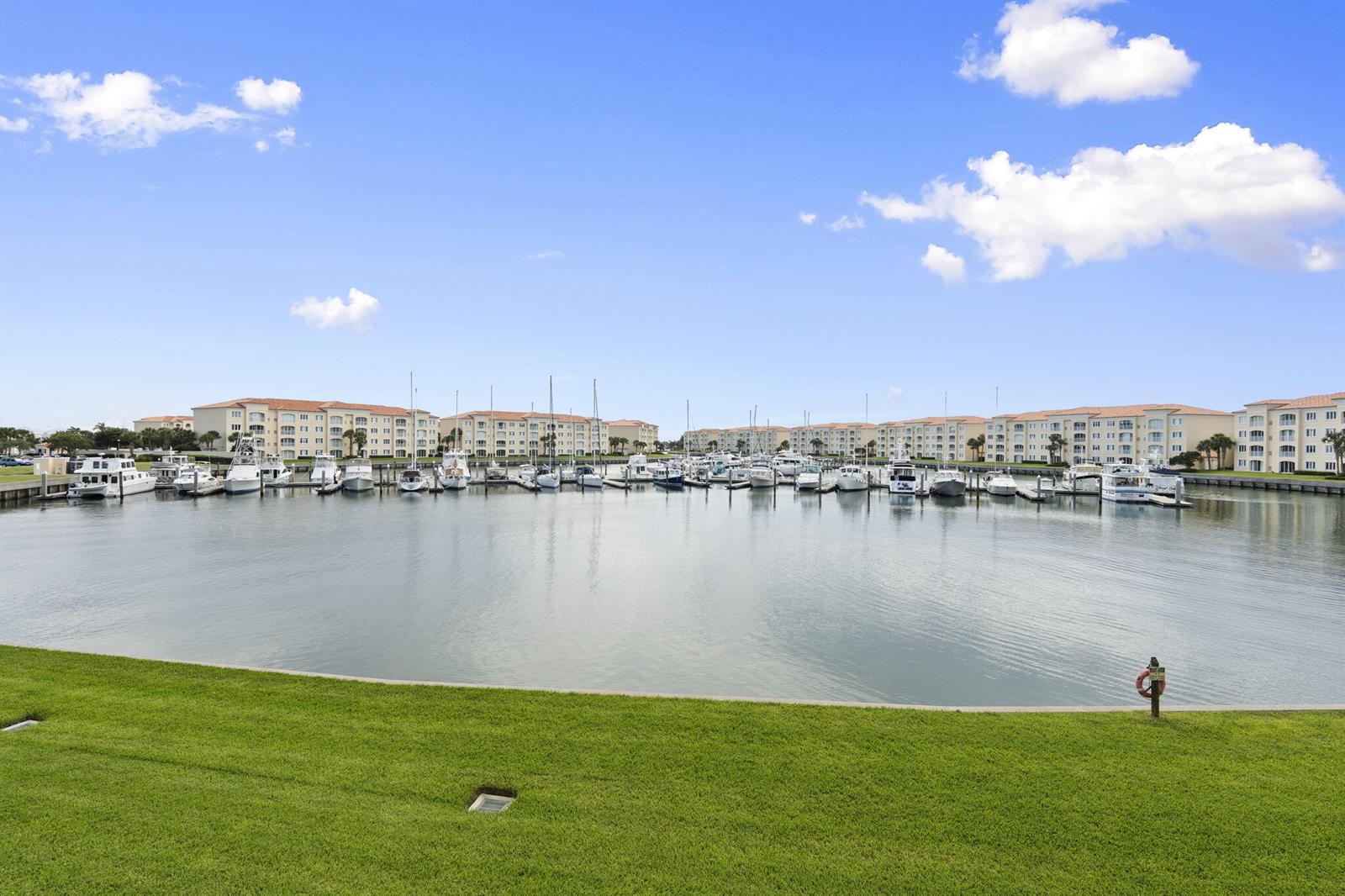 11 Harbour Isle Drive W # 206, Fort Pierce FL 34949