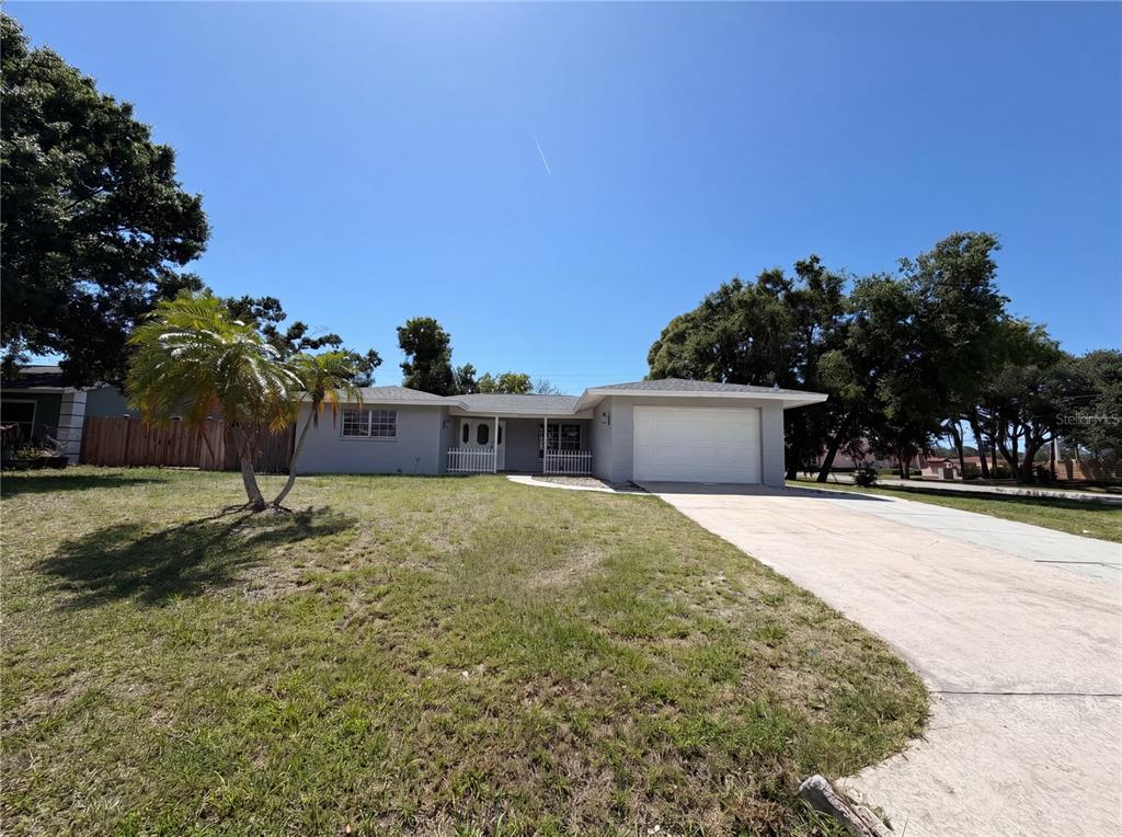 6712 CONETTA DRIVE