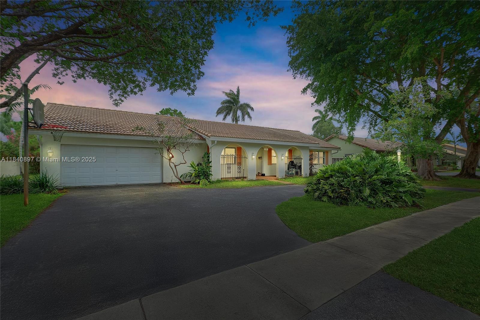 7461 SW 7th St, Plantation FL 33317