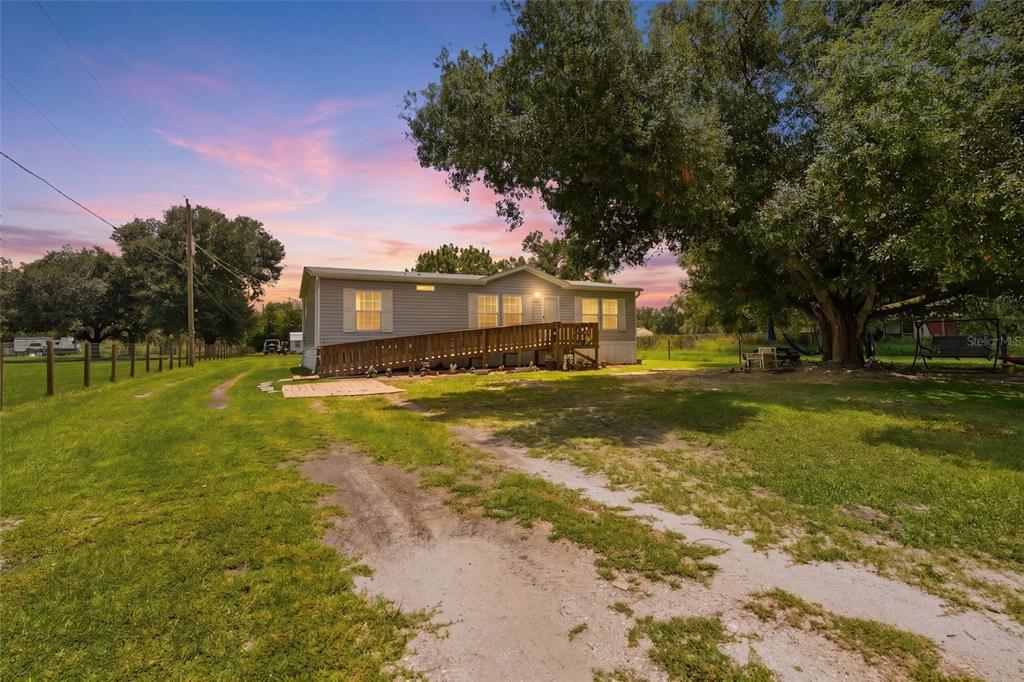 2086 NW GENES LITTLE ACRES AVENUE