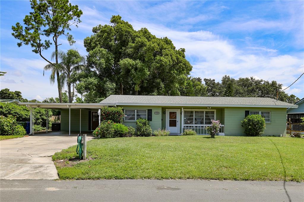 733 OLEANDER DRIVE SE