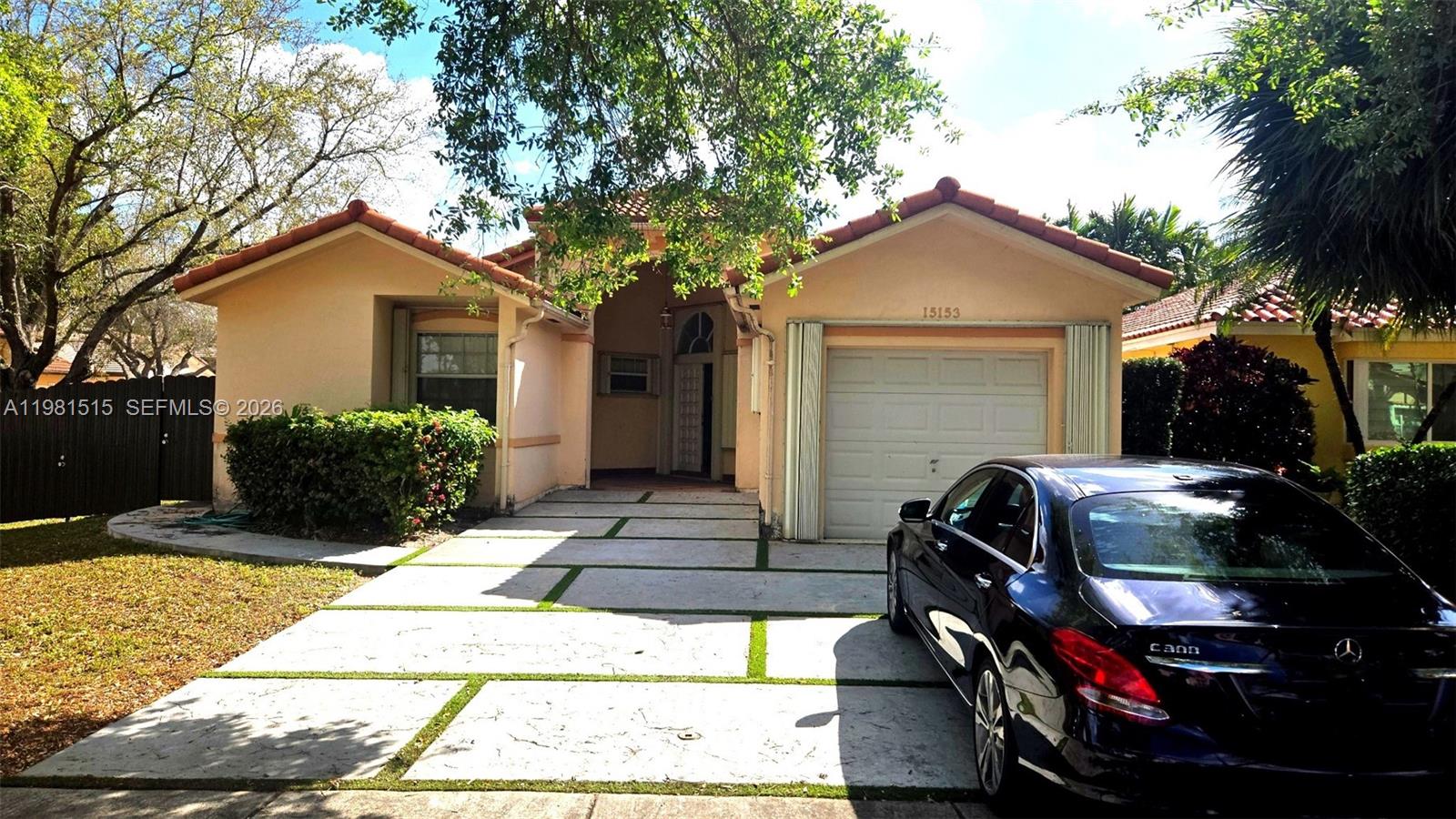 15153 NW 89th Pl, Miami Lakes FL 33018