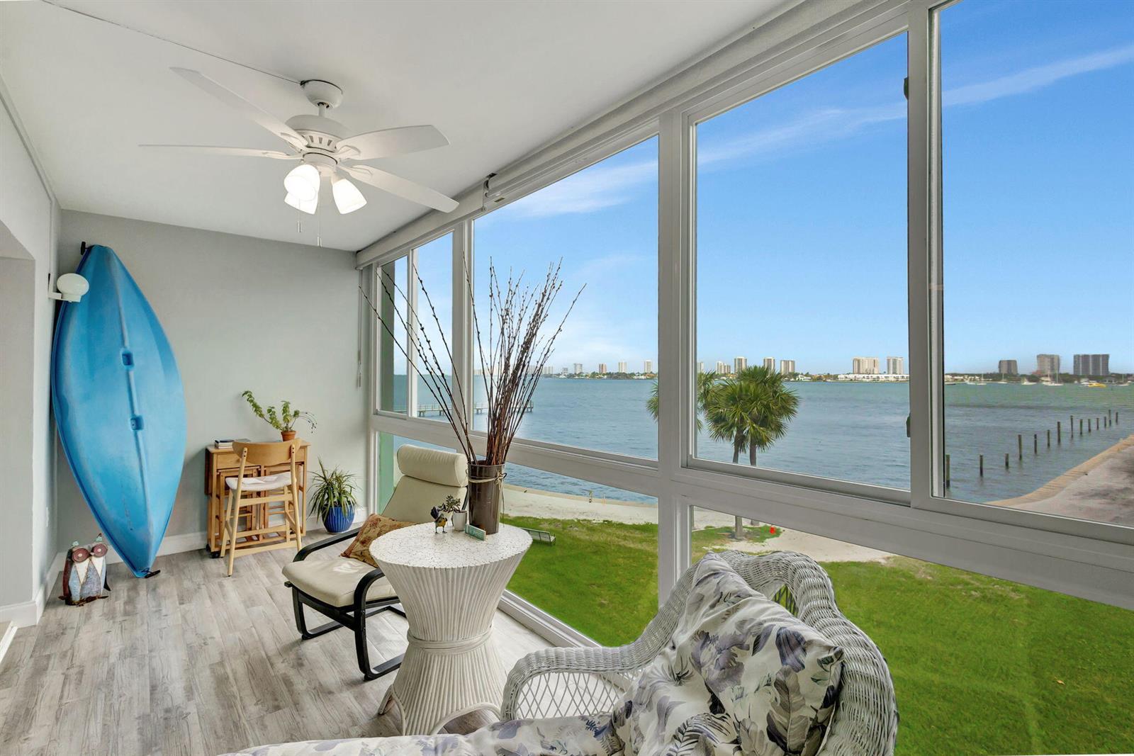 2936 Lake Shore Drive # 309, Riviera Beach FL 33404