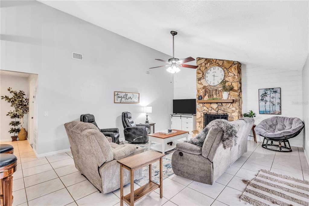 1510 GEORGETOWNE LANE, SARASOTA, FL — photo 4 of 30