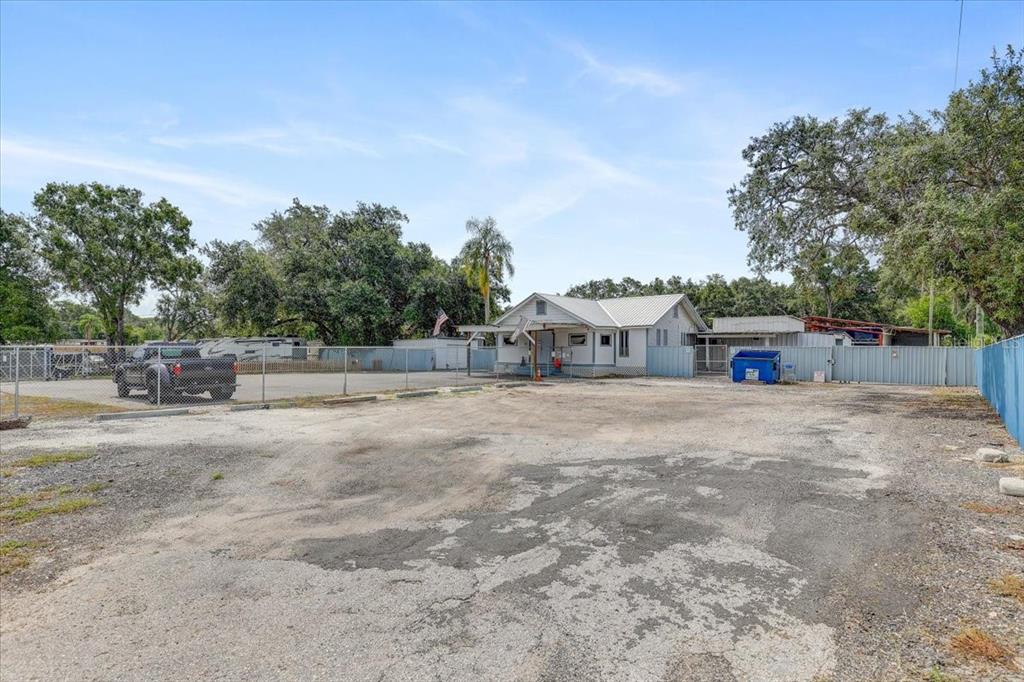 11309 E 92 HIGHWAY, SEFFNER, FL — photo 3 of 30
