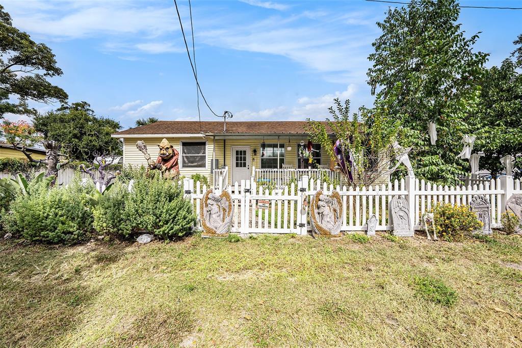 10124 ELLEN AVENUE