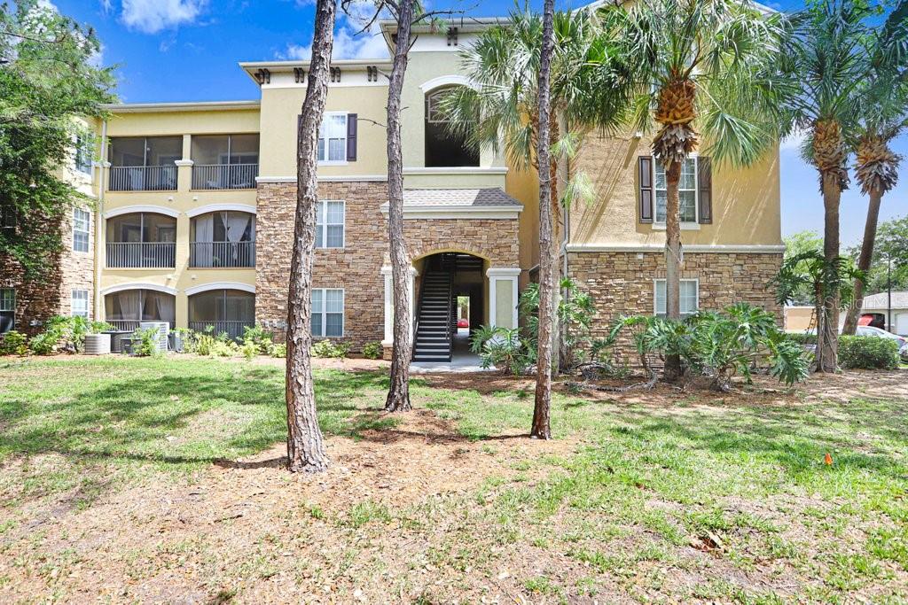 2407 COURTNEY MEADOWS COURT UNIT 303