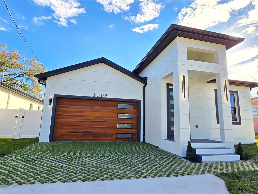 2508 W ARCH STREET