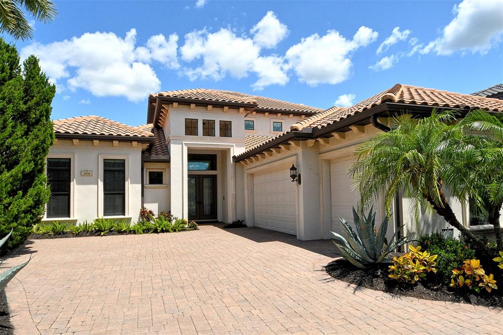 7638 WINDY HILL COVE