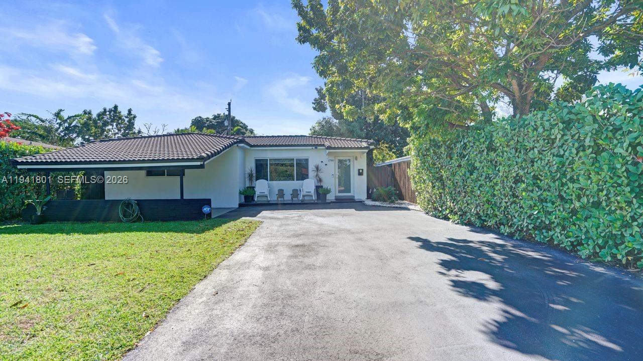1780 NE 173 St, North Miami Beach FL 33162