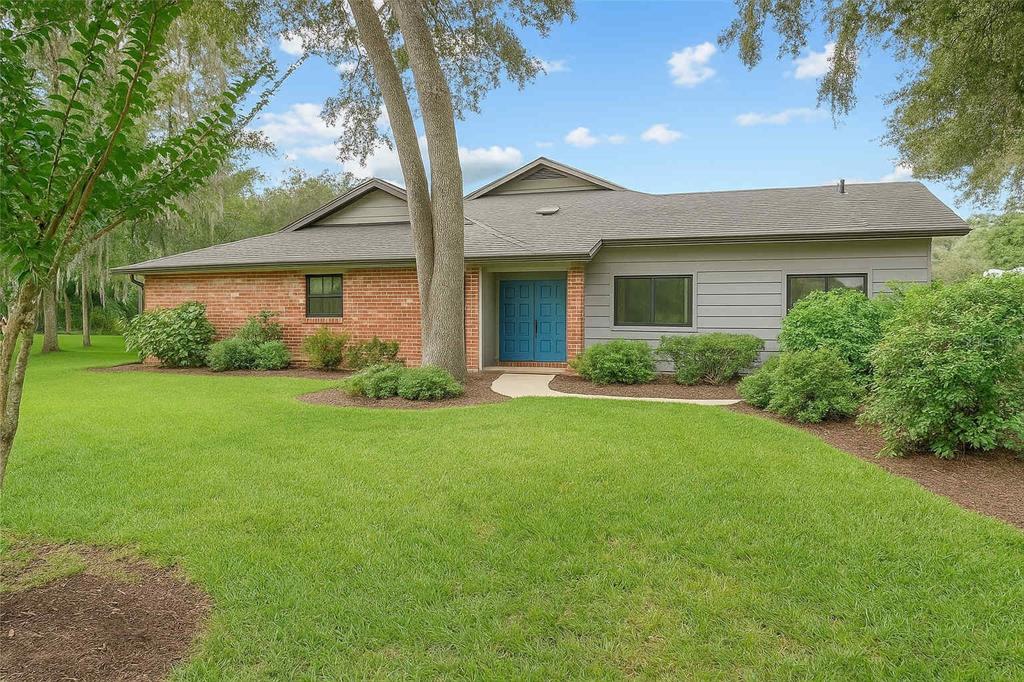 940 VILLAGE GREEN ROAD