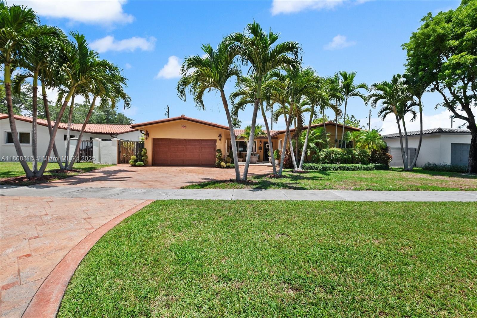 991 Dove Ave, Miami Springs FL 33166
